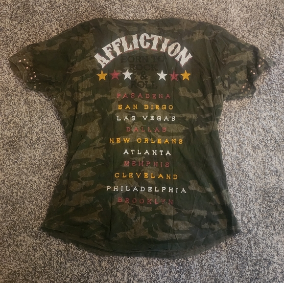 Affliction camo T-shirt - Picture 2 of 2